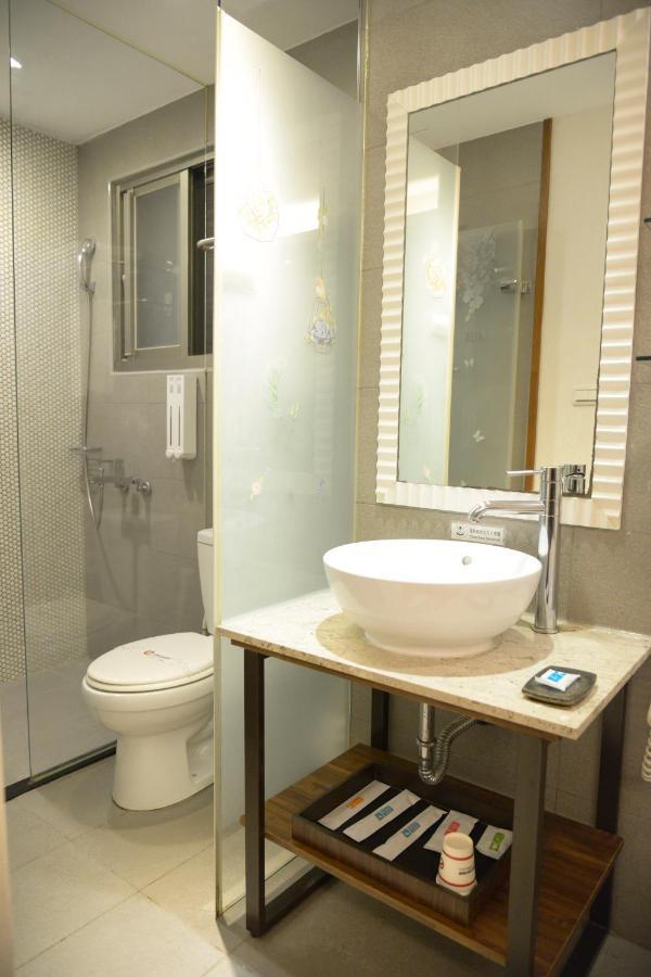 E-Coast Star Hotel Кийлунг Екстериор снимка